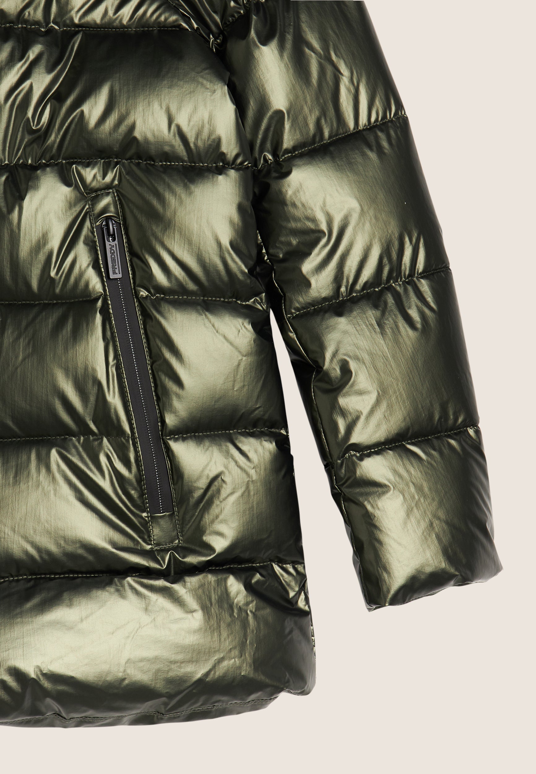 F25WPJJ9_V143_-_W_L 8