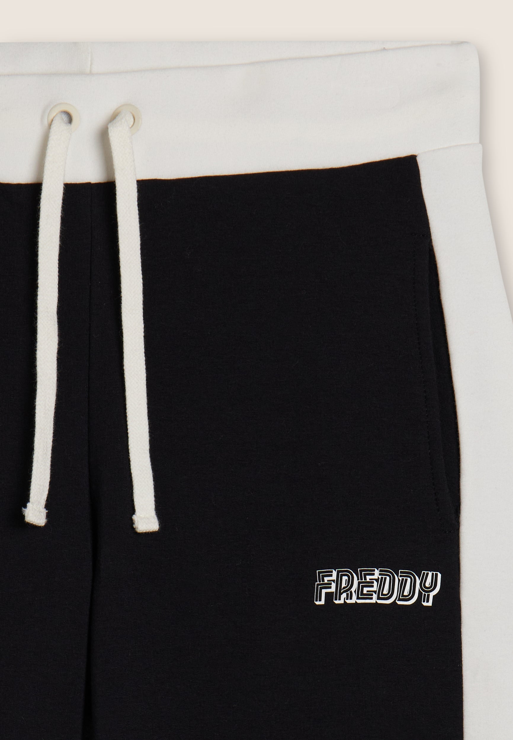 F25WSTROMBOLI_NW77_-_W_L 7