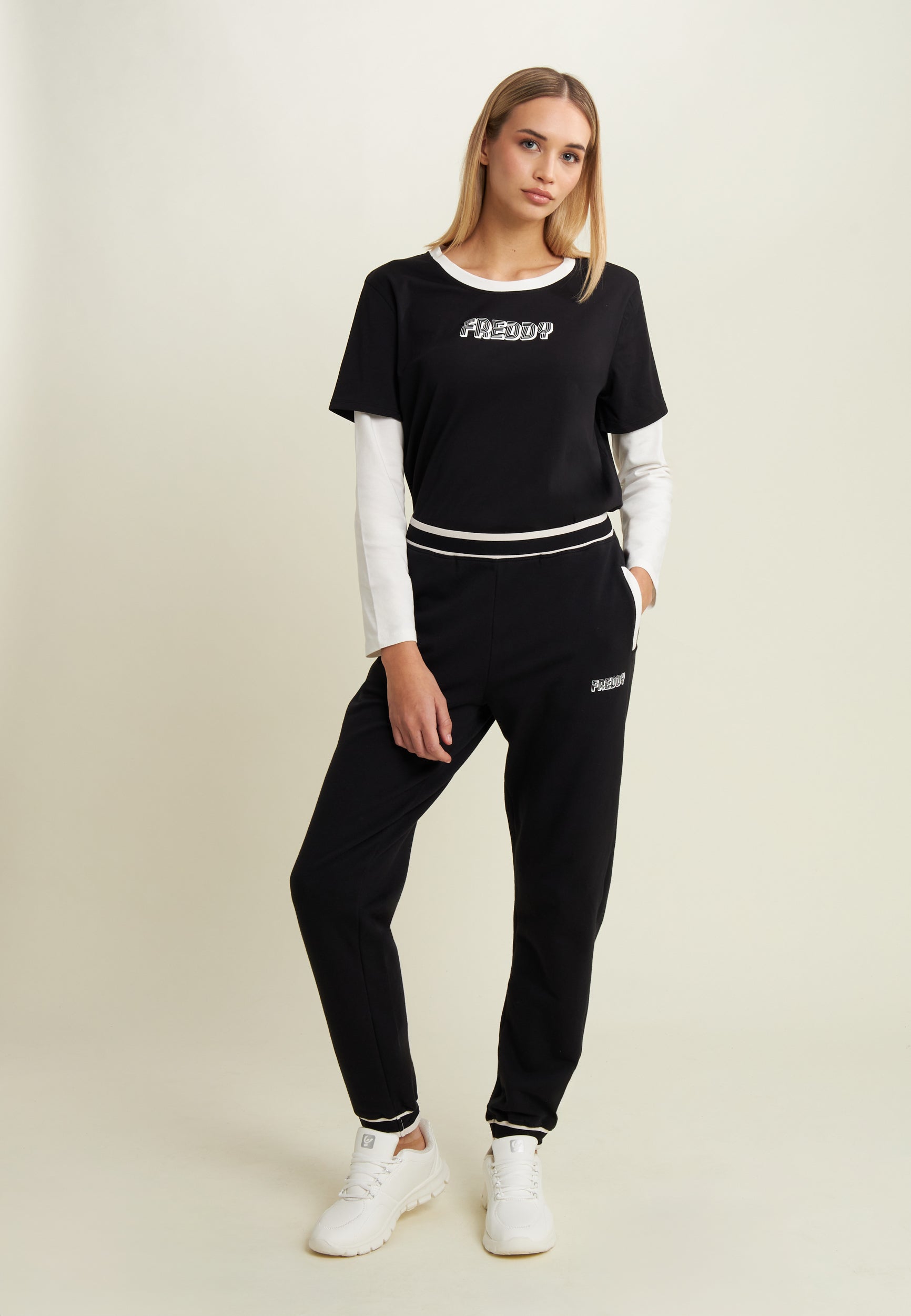 F25WTAAL_NW77_-_W_L 1