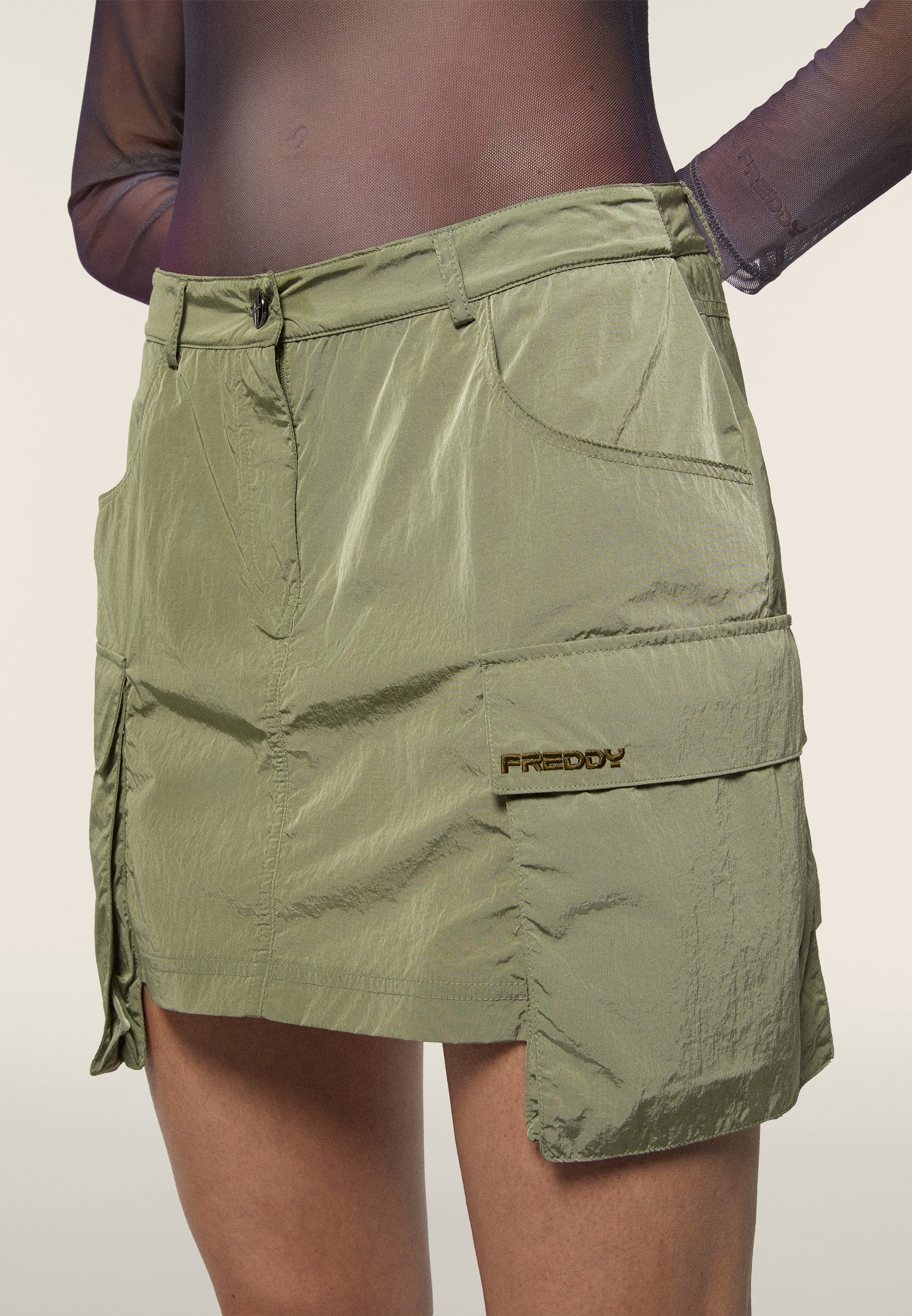 F4WGILDAR1_V135_-_W_L 4