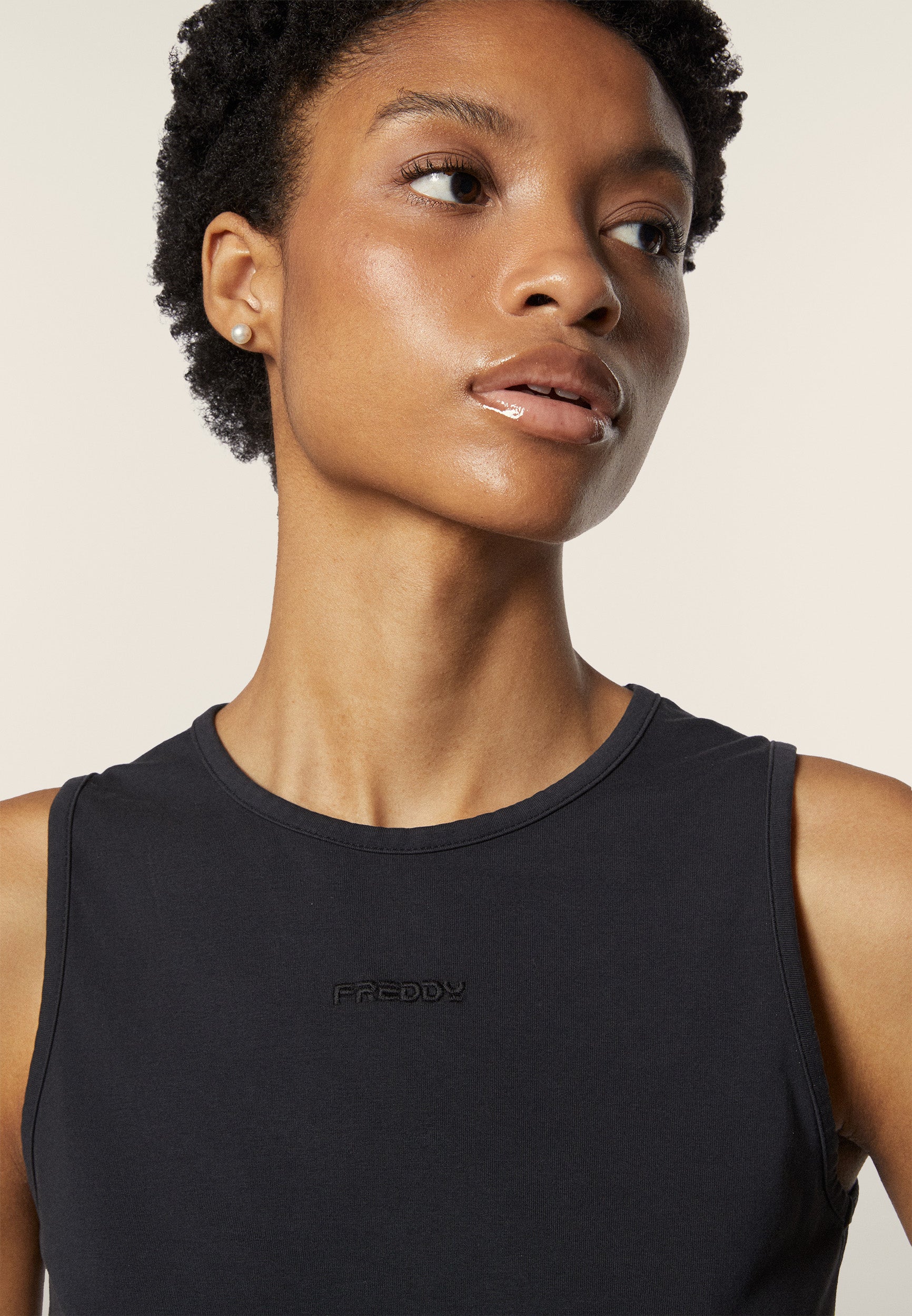 F4WKENDALLT9_NX_-_W_XS 4