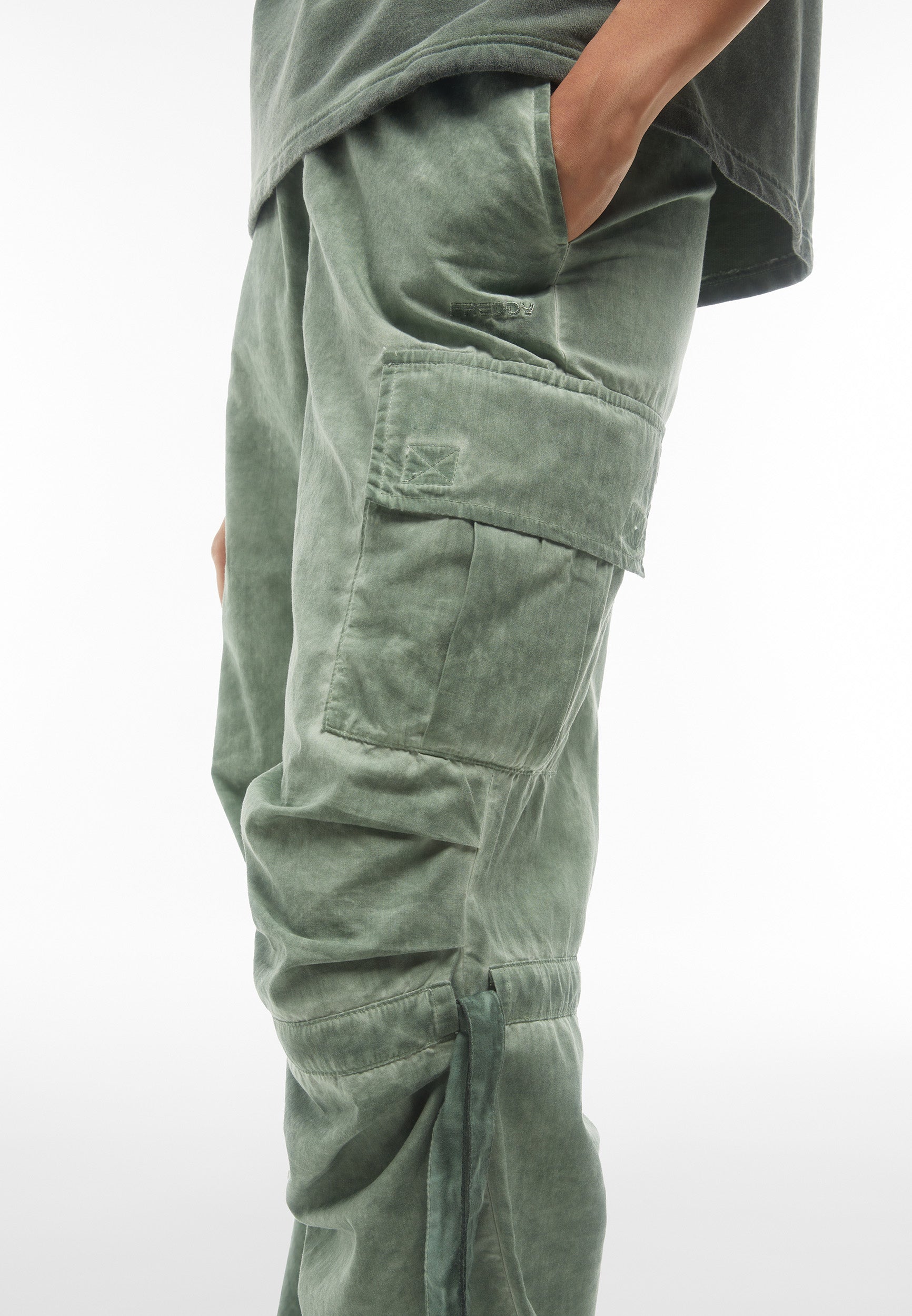 MELANIES404_V102CD_-_W_S 4