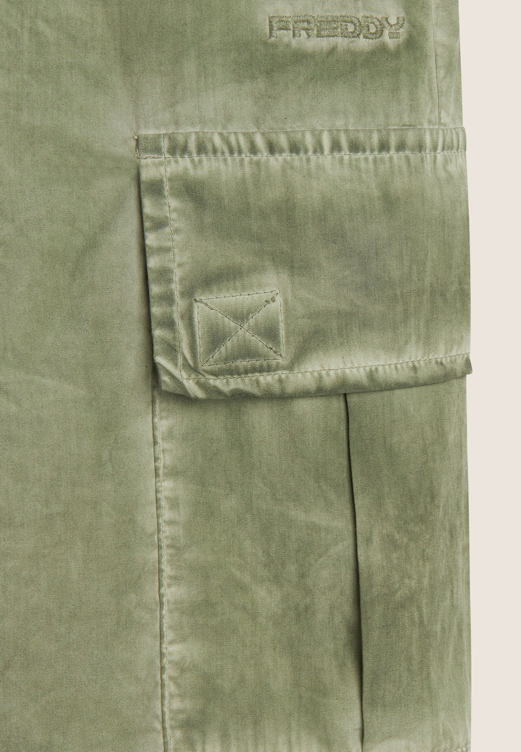 MELANIES404_V135CD_-_W_XS 3