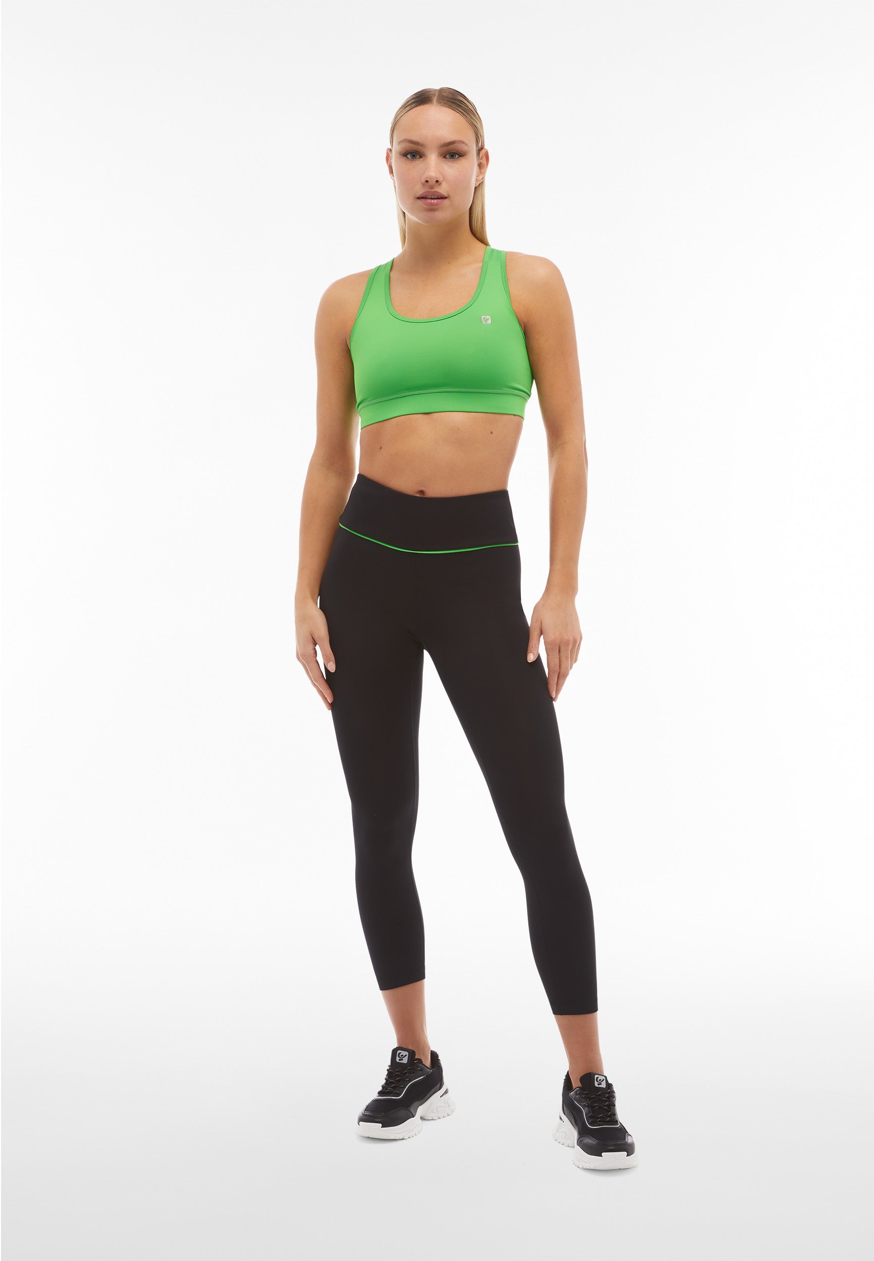 S4WSFB1_V58_-_W_XS 1