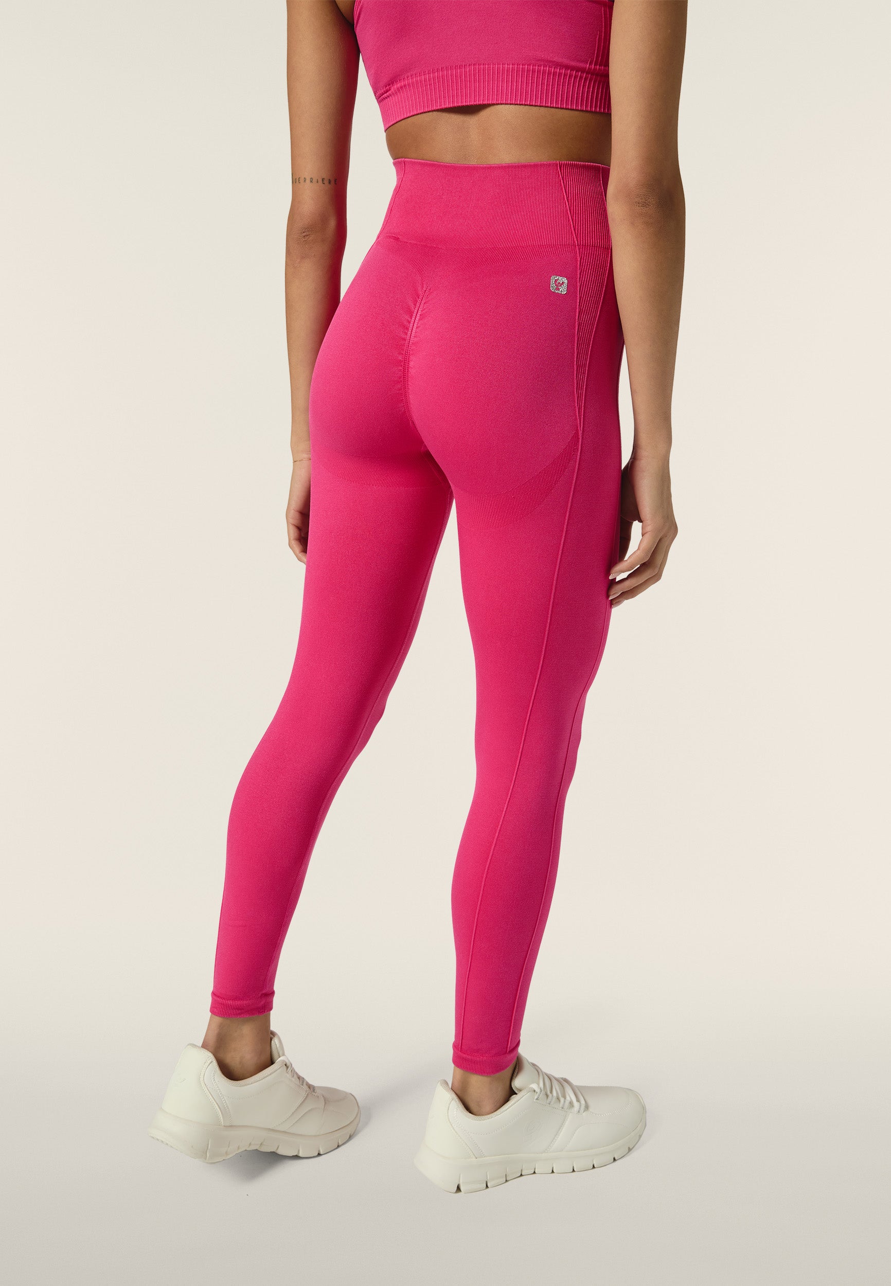 SF5HF316-US_F103US_-_67_M/L 2