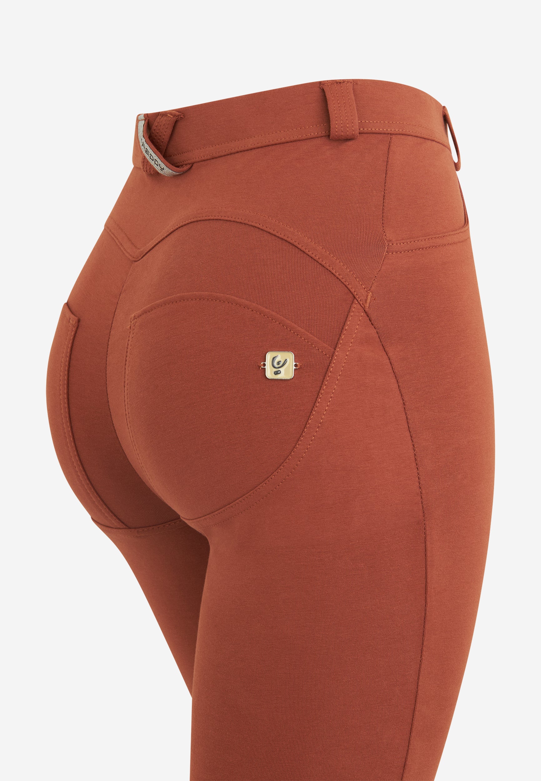 WRUP2RHC001ORG_M87_-_WWR_XS 3