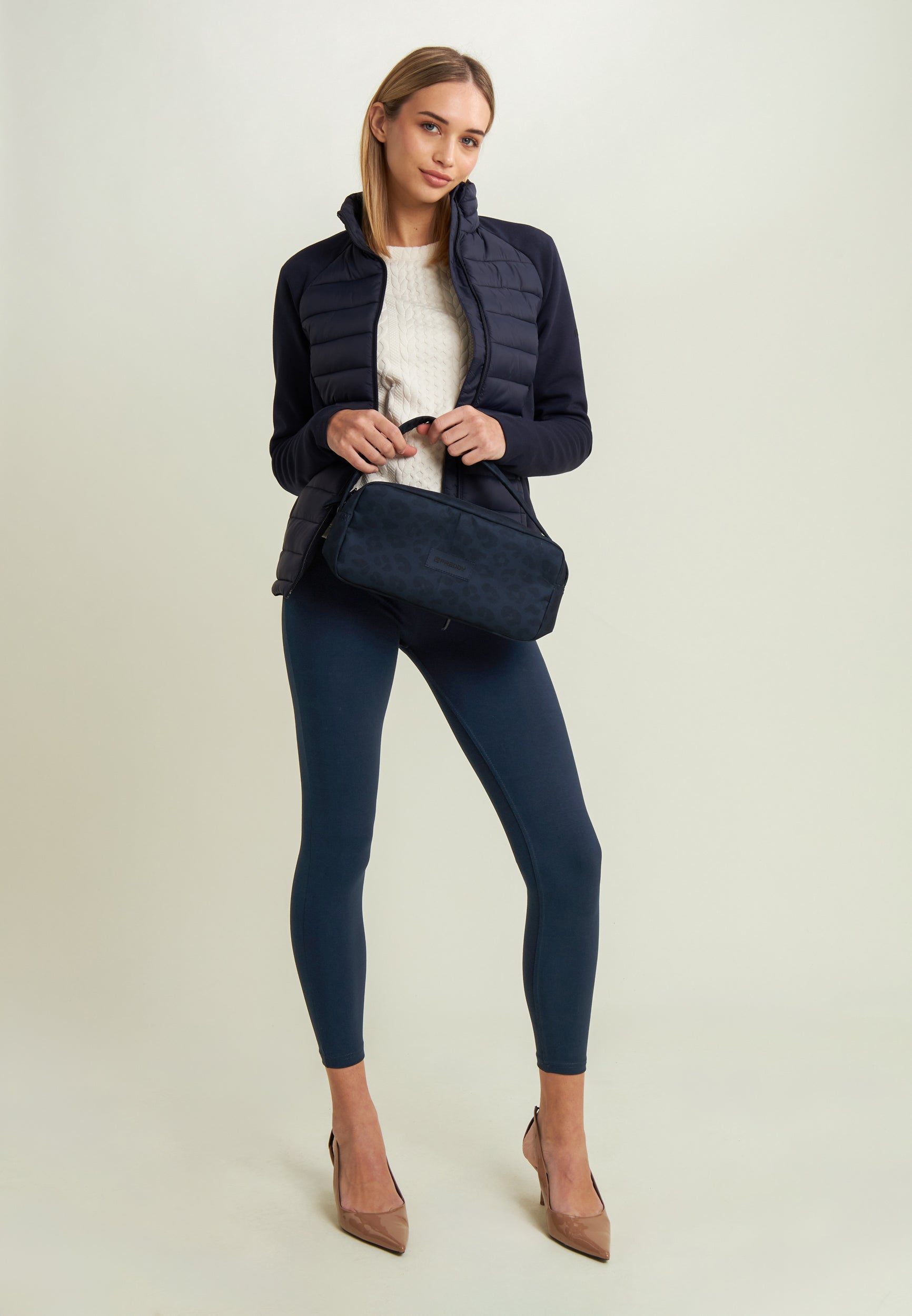 WRUP4HF2522_B109_-_WWR_3XL 1