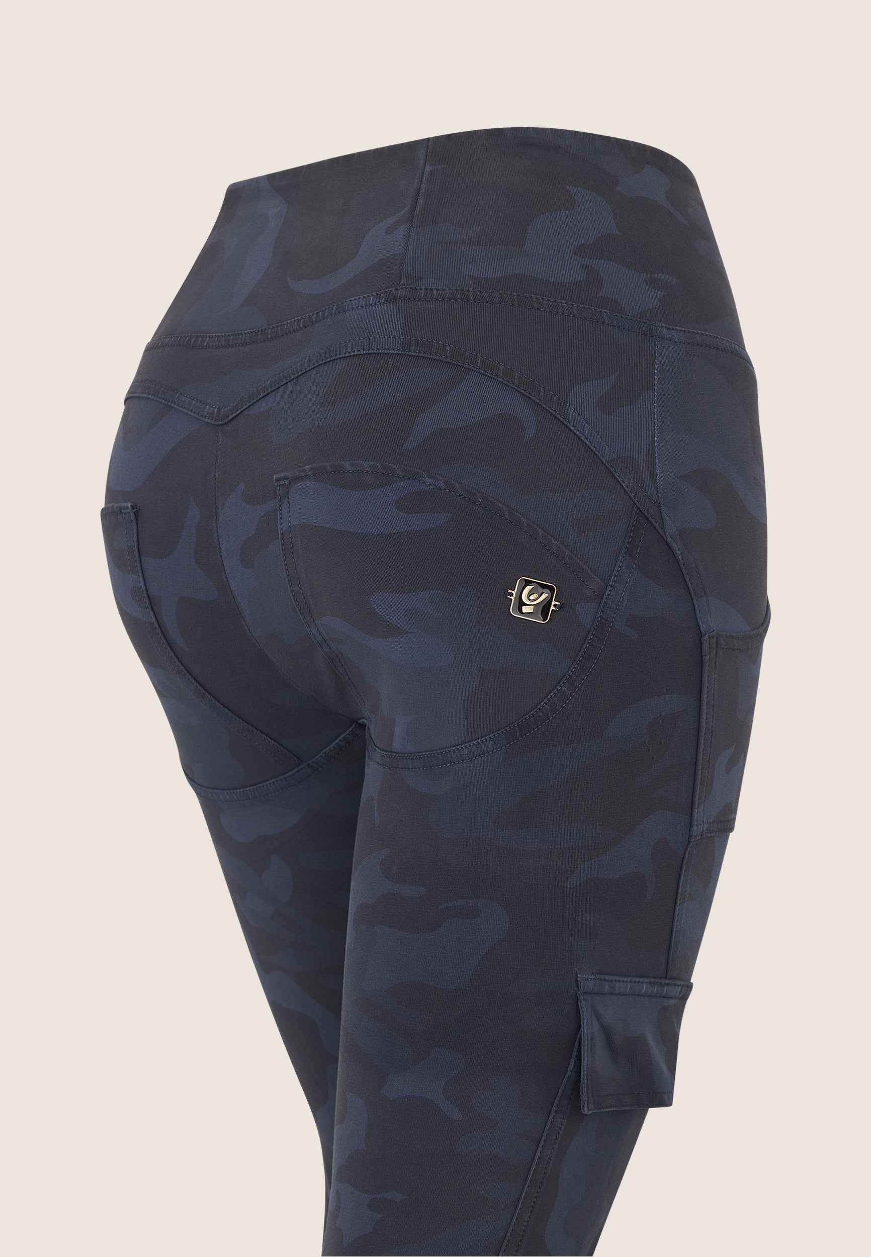 WRUP4HS449_CAMO28_-_WWR_XXS 3