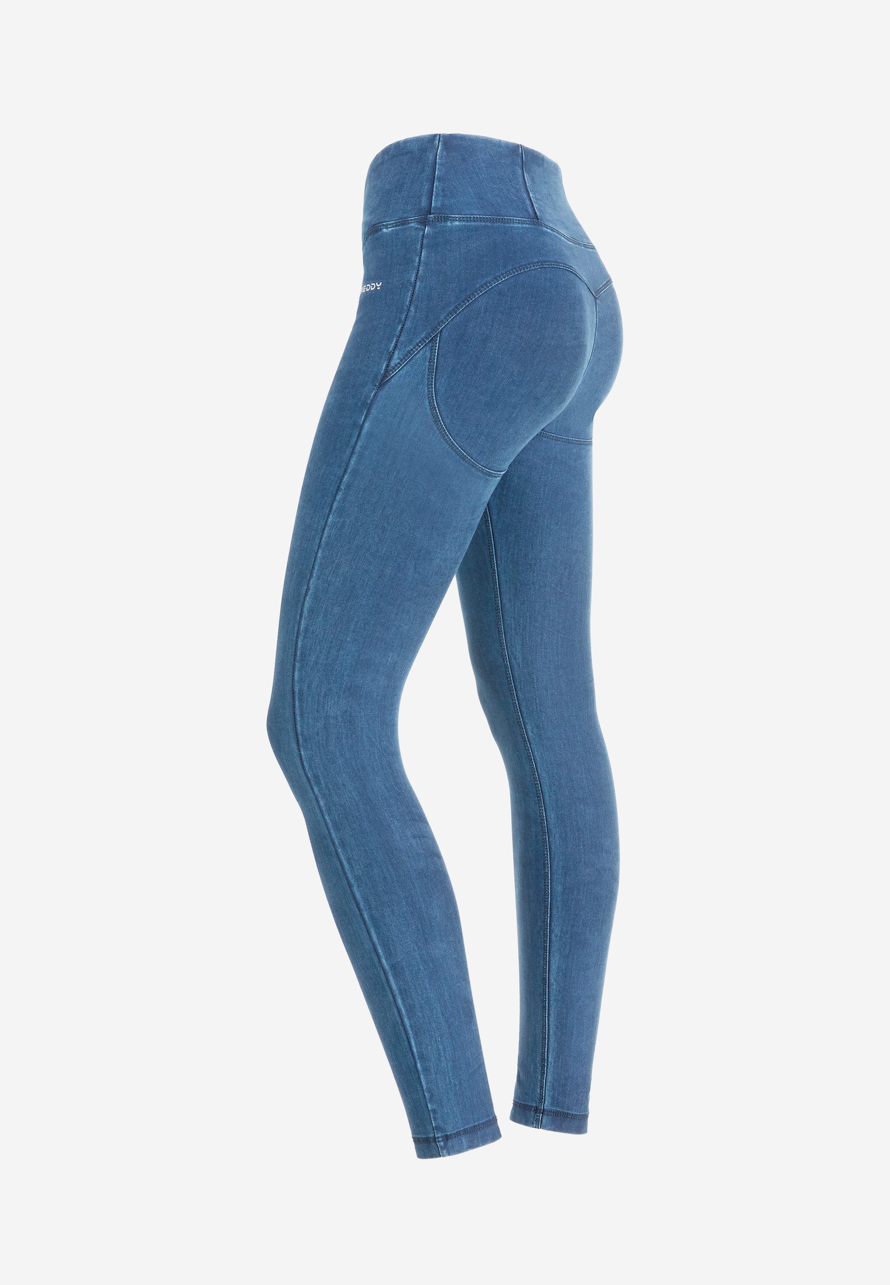 WRUPY4HC012_J4B_-_WWR_S 2